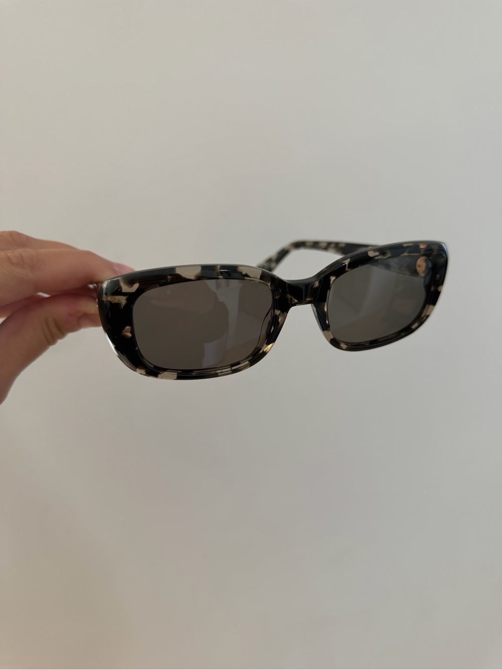 KREWE Milan Sunglasses Tortoiseshell - Picture 3 of 7